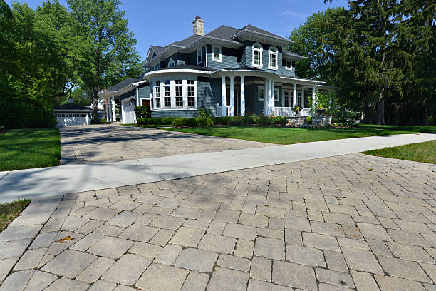Best Driveway Pavers Near Me  in Crystal Lake, IL